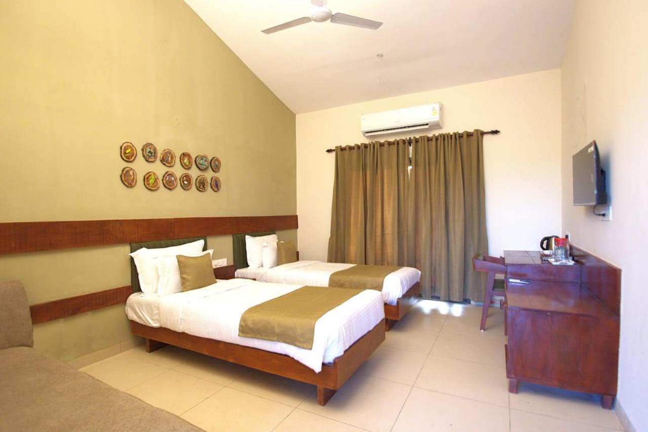 Baghvann Jungle Resort Kolāra Exterior photo
