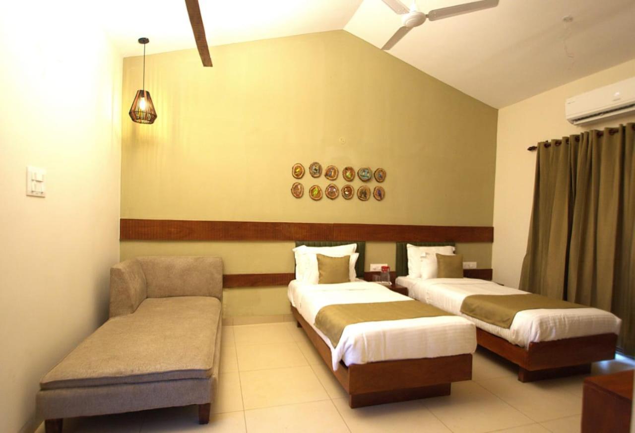 Baghvann Jungle Resort Kolāra Exterior photo